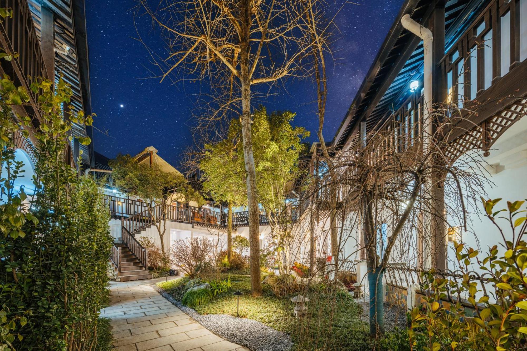 Yurong West Lake Cottage Resort Hotel Hangzhou Esterno foto
